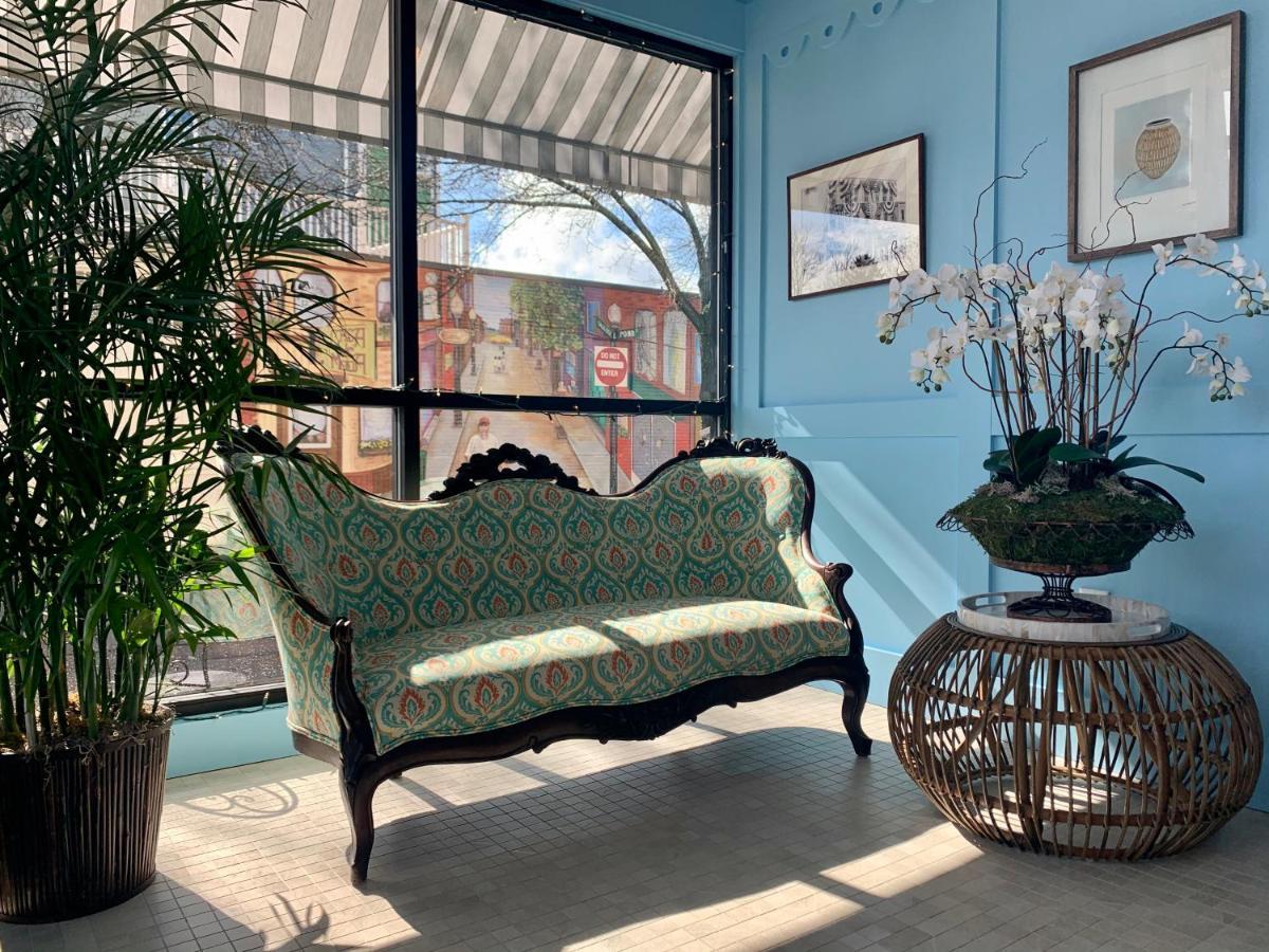 The Cabot Lodge Beverly Bagian luar foto